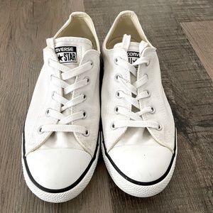 Converse size 8